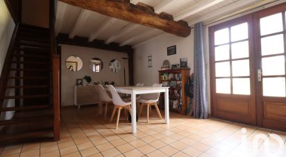 Town house 7 rooms of 126 m² in Sainte-Cécile (85110)