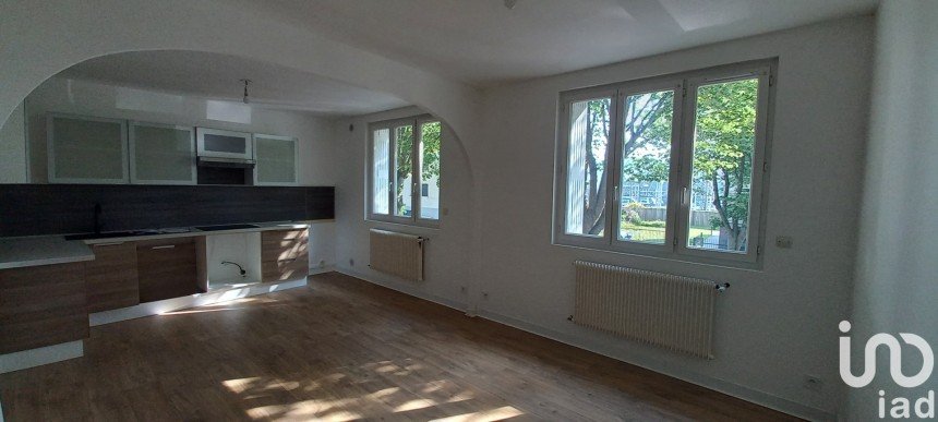 Building in Sotteville-lès-Rouen (76300) of 272 m²