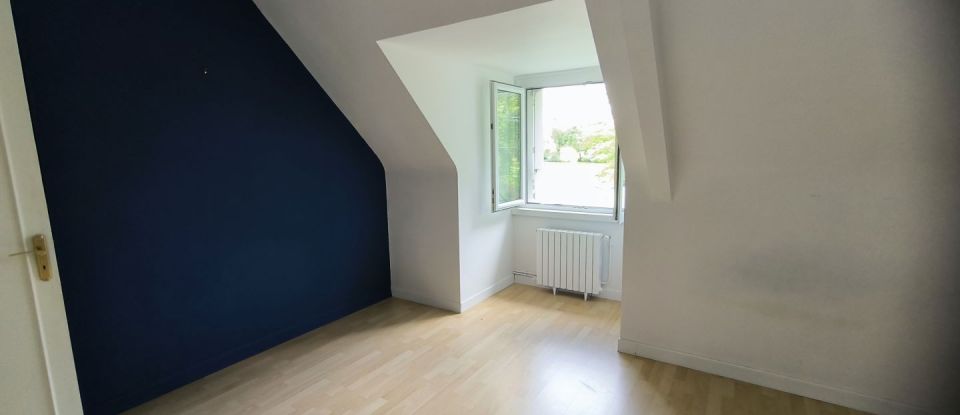 Maison 9 pièces de 217 m² à Saint-Avé (56890)