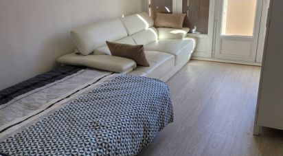 Appartement 3 pièces de 60 m² à Avignon (84000)