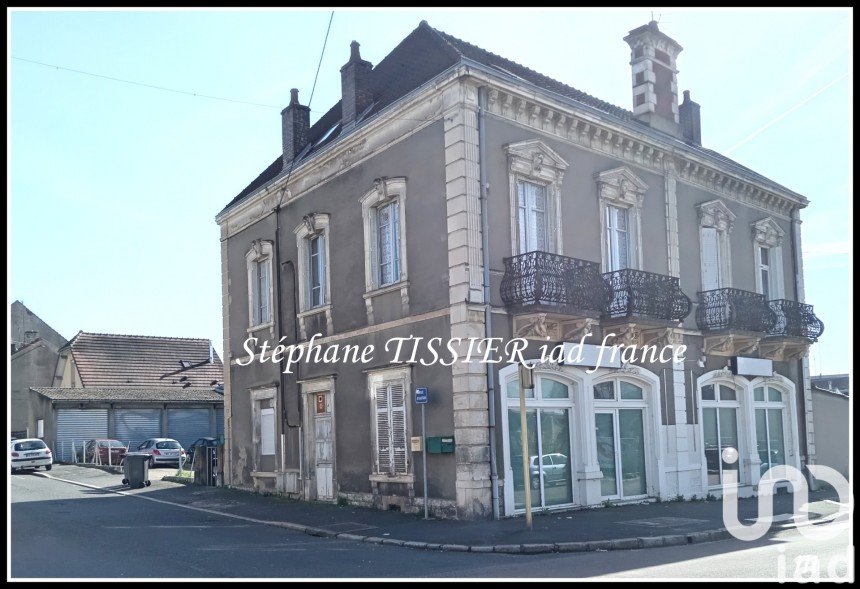 Building in Montceau-les-Mines (71300) of 377 m²