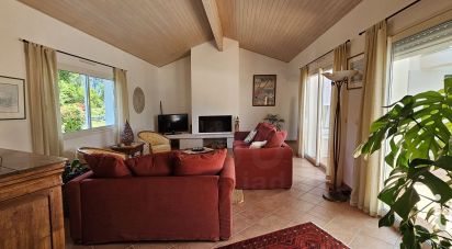 House 7 rooms of 193 m² in Sanguinet (40460)