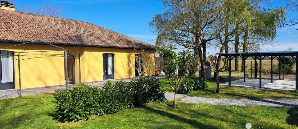 House 5 rooms of 150 m² in La Roche-sur-Yon (85000)