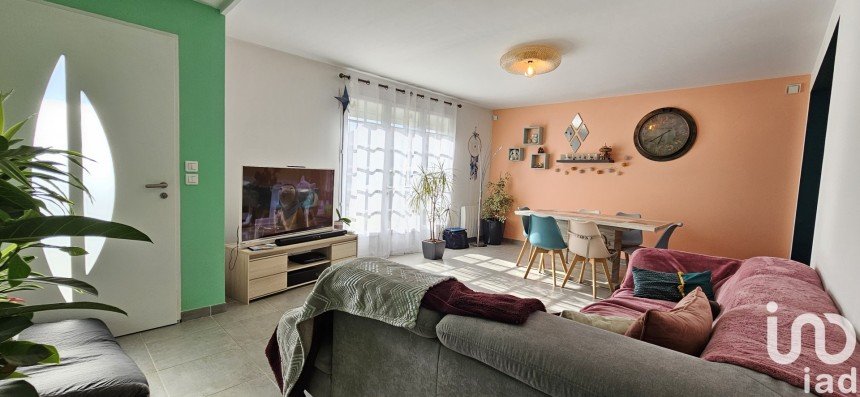 Vente Maison 83m² 5 Pièces à Sainte-Flaive-des-Loups (85150) - Iad France