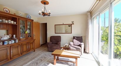 Traditional house 4 rooms of 118 m² in Léognan (33850)