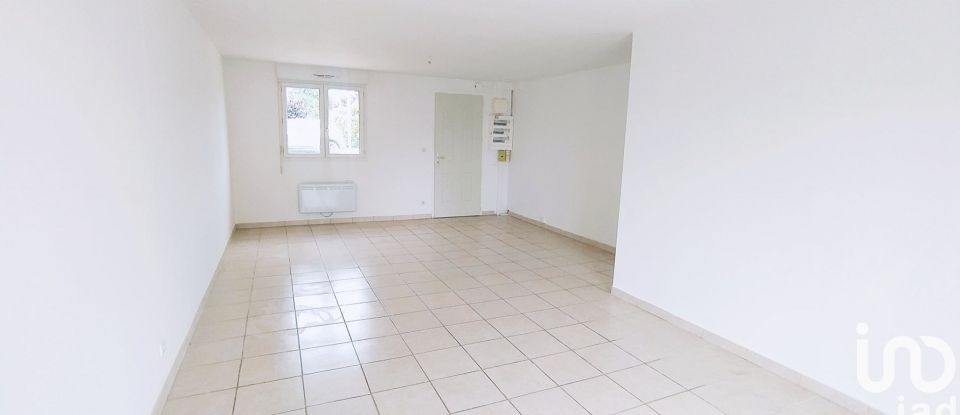 House 5 rooms of 88 m² in Rougemontiers (27350)