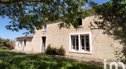 Maison de campagne 4 pièces de 88 m² à Maillé (85420)