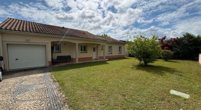 House 5 rooms of 110 m² in Dangé-Saint-Romain (86220)