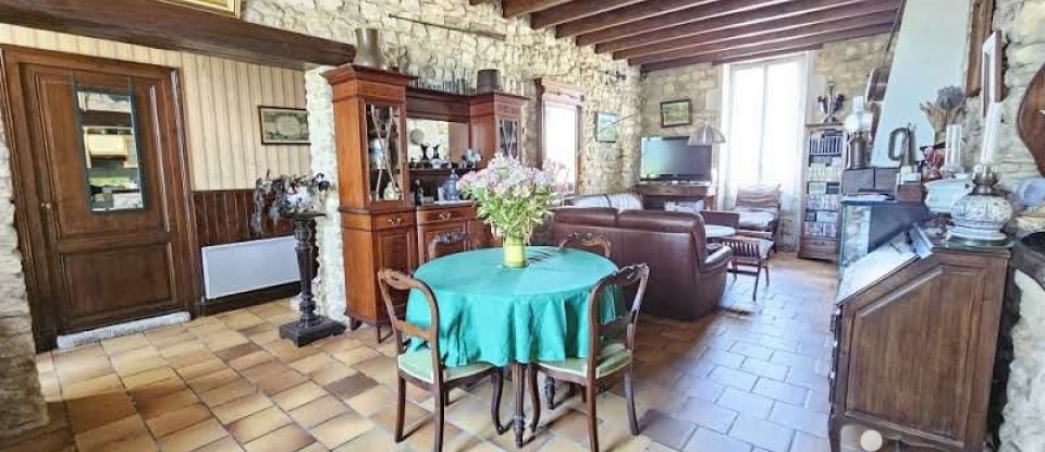 House 3 rooms of 96 m² in Chaillevette (17890)