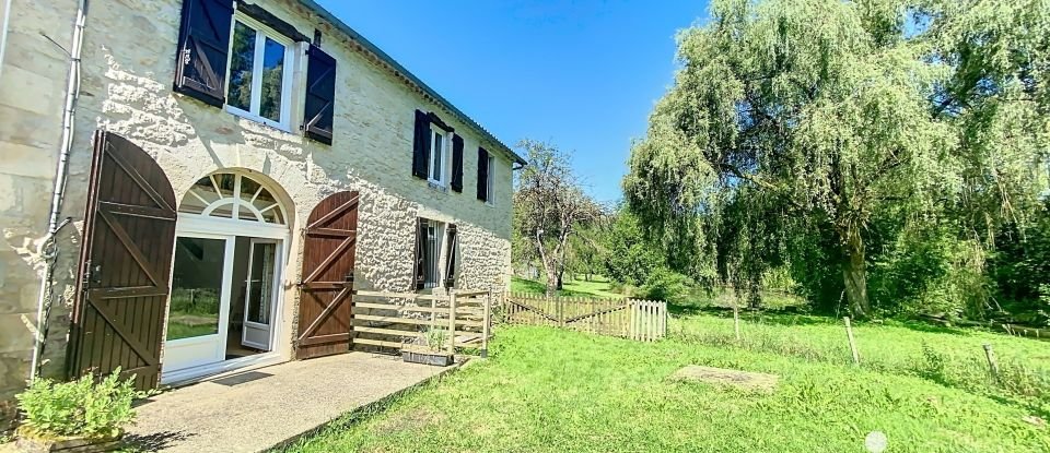 Country house 4 rooms of 135 m² in La Bachellerie (24210)