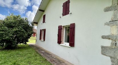 Traditional house 6 rooms of 225 m² in Angresse (40150)