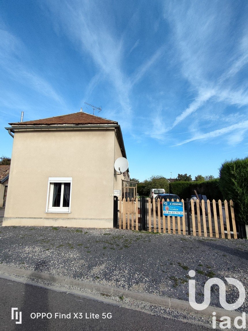 Country house 5 rooms of 120 m² in Juzanvigny (10500)