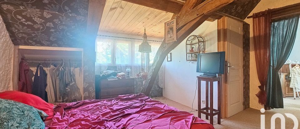 Traditional house 4 rooms of 117 m² in Deux-Chaises (03240)
