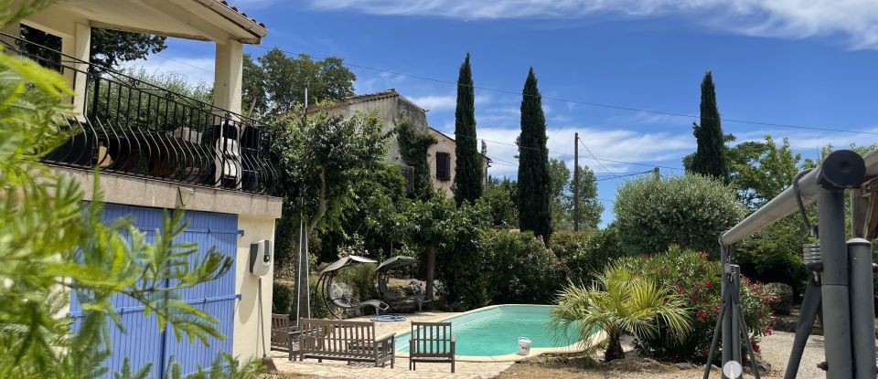 Maison traditionnelle 4 pièces de 80 m² à Flayosc (83780)