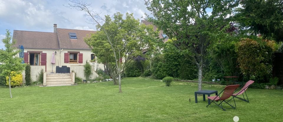 Maison traditionnelle 6 pièces de 125 m² à Mareuil-lès-Meaux (77100)