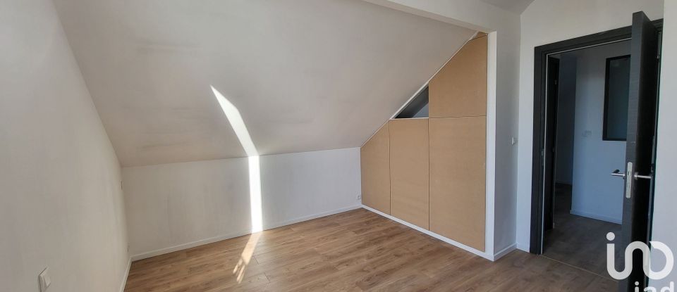 Maison 5 pièces de 100 m² à Noisy-le-Grand (93160)