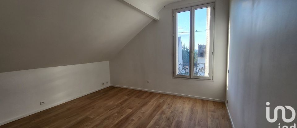 Maison 5 pièces de 100 m² à Noisy-le-Grand (93160)