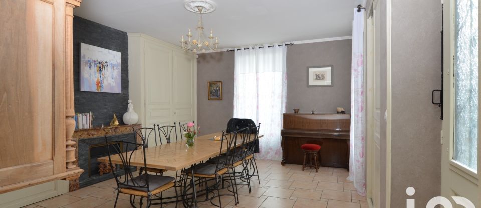 Maison de village 6 pièces de 160 m² à Saint-Forgeux-Lespinasse (42640)