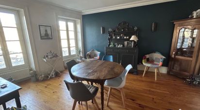 Town house 4 rooms of 162 m² in Cognac (16100)