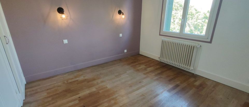 Maison 5 pièces de 87 m² à Yzeure (03400)