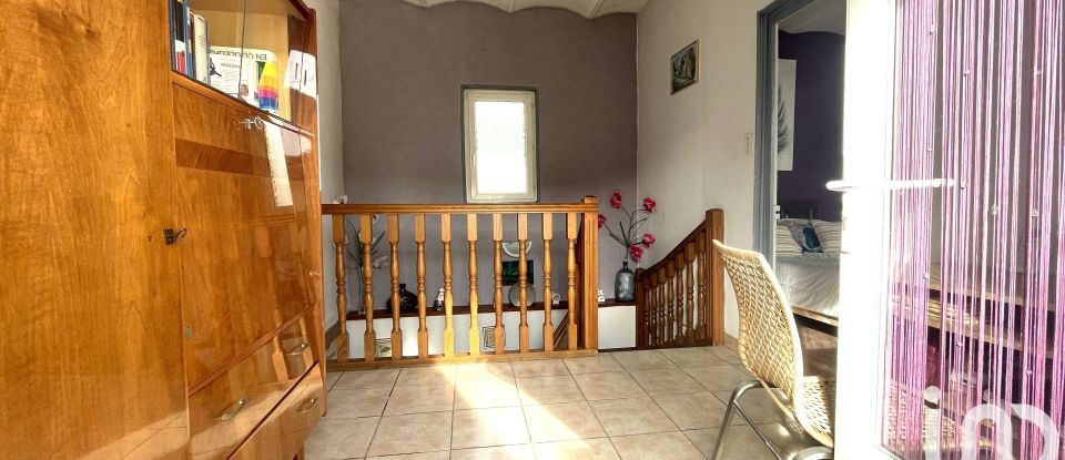 Traditional house 7 rooms of 148 m² in Saint-Ambroix (30500)