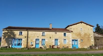 Maison 9 pièces de 257 m² à Foussais-Payré (85240)