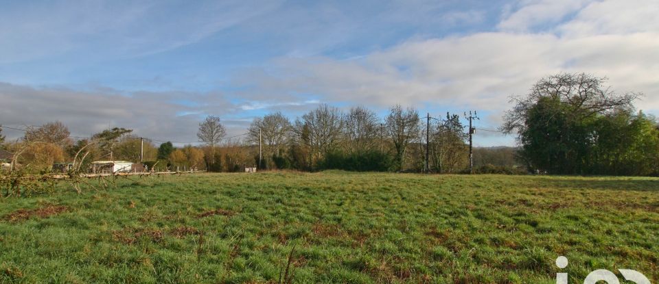 Terrain de 2 987 m² à Sens-Beaujeu (18300)