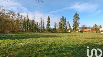 Land of 2,987 m² in Sens-Beaujeu (18300)