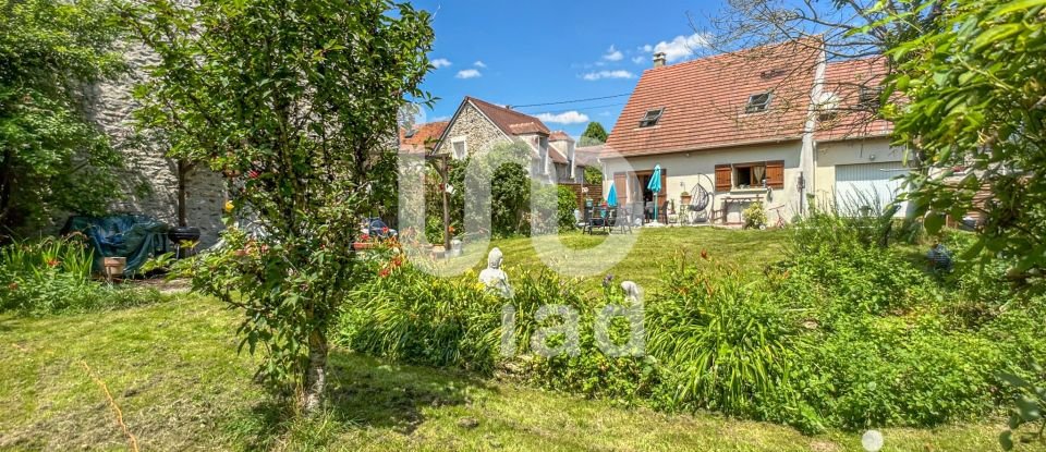 House 6 rooms of 121 m² in Guérard (77580)