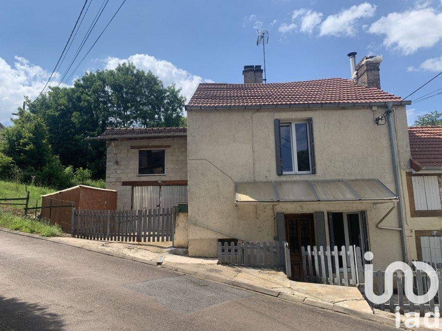 Maison de village 3 pièces de 80 m² à Fayl-Billot (52500)