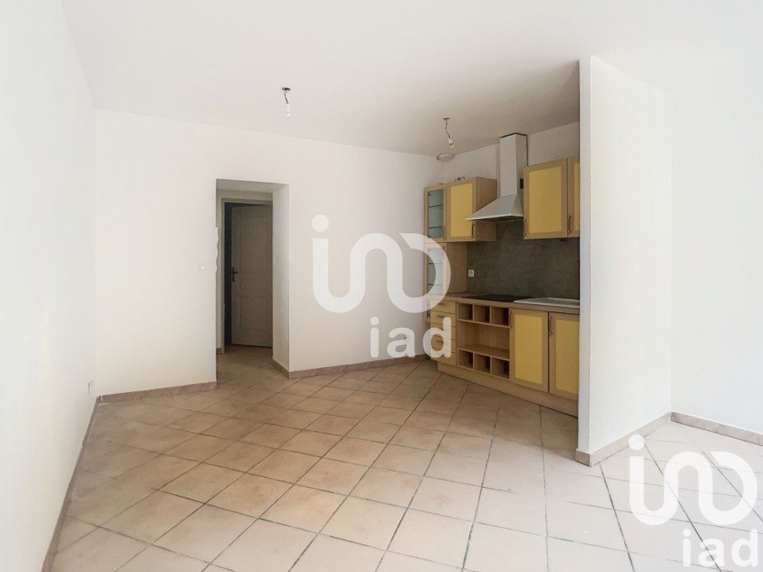 Apartment 2 rooms of 38 m² in L'Isle-sur-la-Sorgue (84800)