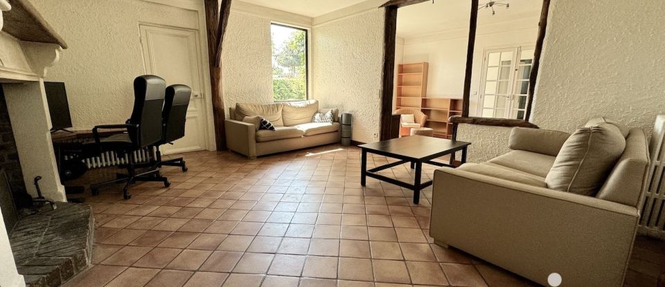 Maison traditionnelle 8 pièces de 179 m² à Montesson (78360)