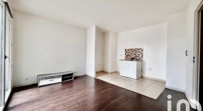 Apartment 2 rooms of 38 m² in Cergy (95000)