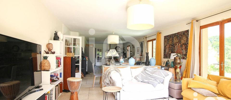 House 7 rooms of 236 m² in Saint-Aignan (41110)