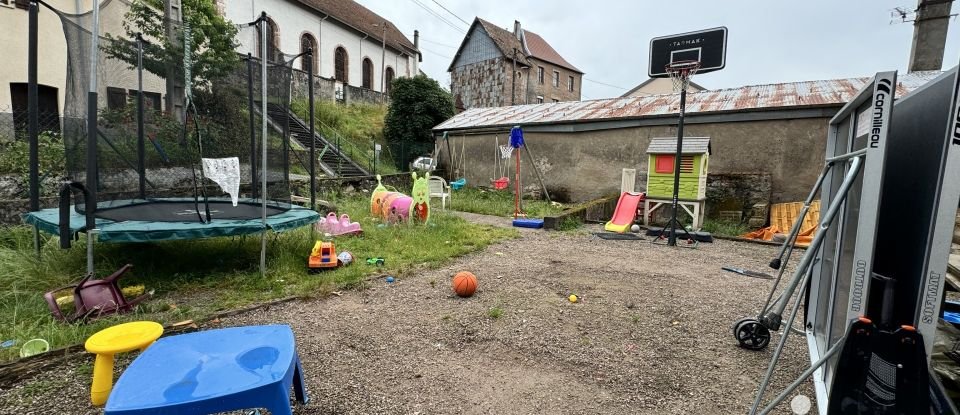 Maison 10 pièces de 300 m² à Provenchères-et-Colroy (88490)