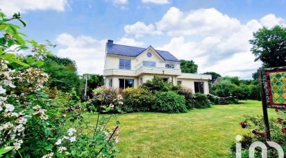 House 7 rooms of 157 m² in Plougonver (22810)