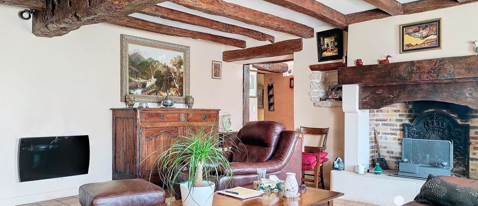 House 5 rooms of 215 m² in Genouillé (17430)