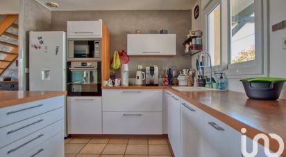 House 7 rooms of 150 m² in Le Taillan-Médoc (33320)