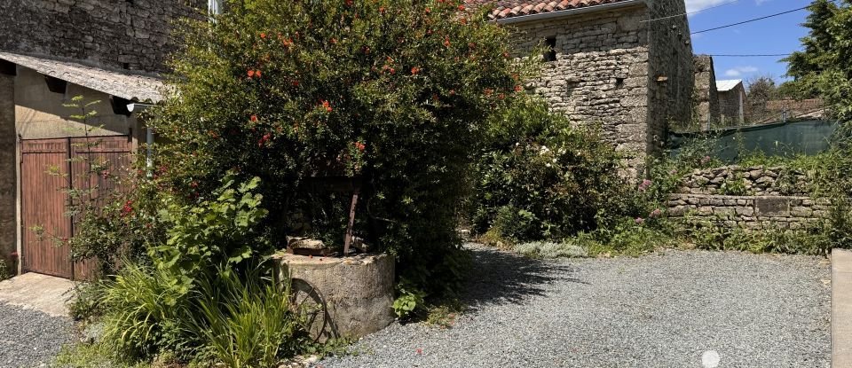 Traditional house 5 rooms of 126 m² in Saint-Hilaire-des-Loges (85240)