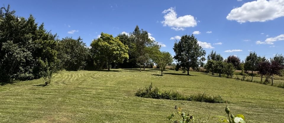 Maison traditionnelle 5 pièces de 126 m² à Saint-Hilaire-des-Loges (85240)