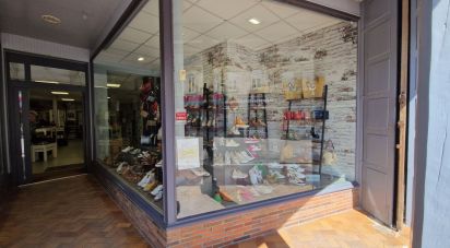 Retail property of 128 m² in Forges-les-Eaux (76440)