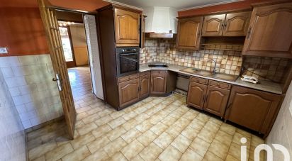 Maison traditionnelle 4 pièces de 93 m² à Sarrians (84260)