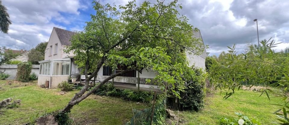 Maison traditionnelle 5 pièces de 120 m² à Moret Loing et Orvanne (77250)