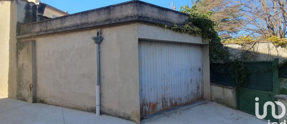 Building in Le Puy-Sainte-Réparade (13610) of 195 m²