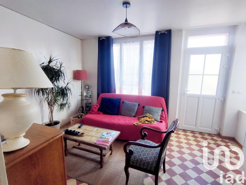 Town house 3 rooms of 61 m² in Sainte-Gauburge-Sainte-Colombe (61370)