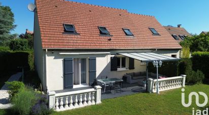 House 6 rooms of 115 m² in Pringy (77310)