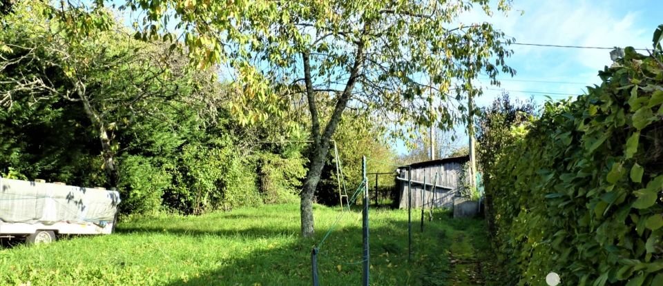 Village house 3 rooms of 58 m² in Mézilles (89130)