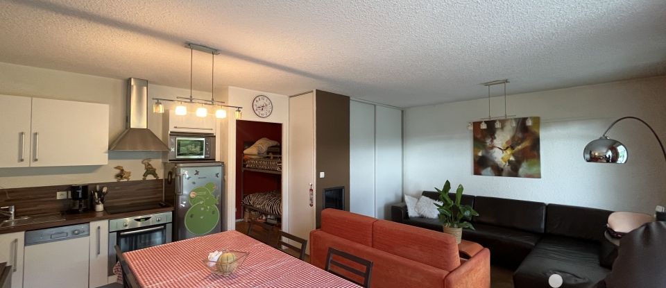 Appartement 2 pièces de 48 m² à Mont-Dore (63240)