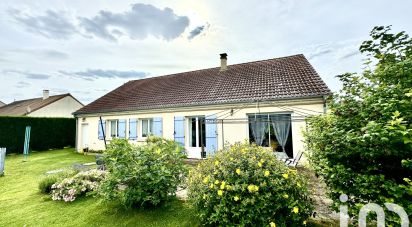 Pavilion 5 rooms of 100 m² in Villeneuve-sur-Yonne (89500)