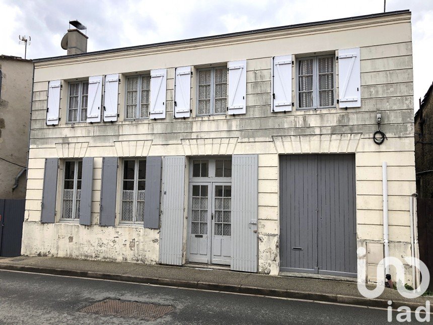 Maison de ville 6 pièces de 129 m² à Lesparre-Médoc (33340)